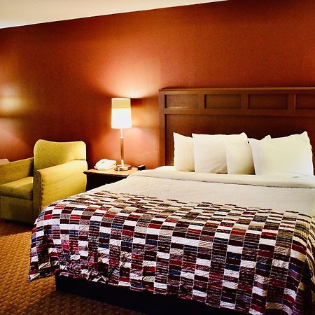Red Roof Inn & Suites Литл-Рок Экстерьер фото